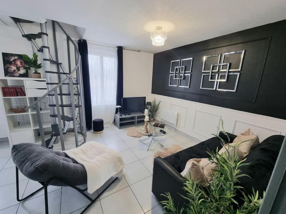 Maison Aux Portes De Tours Saint-Pierre-des-Corps Εξωτερικό φωτογραφία